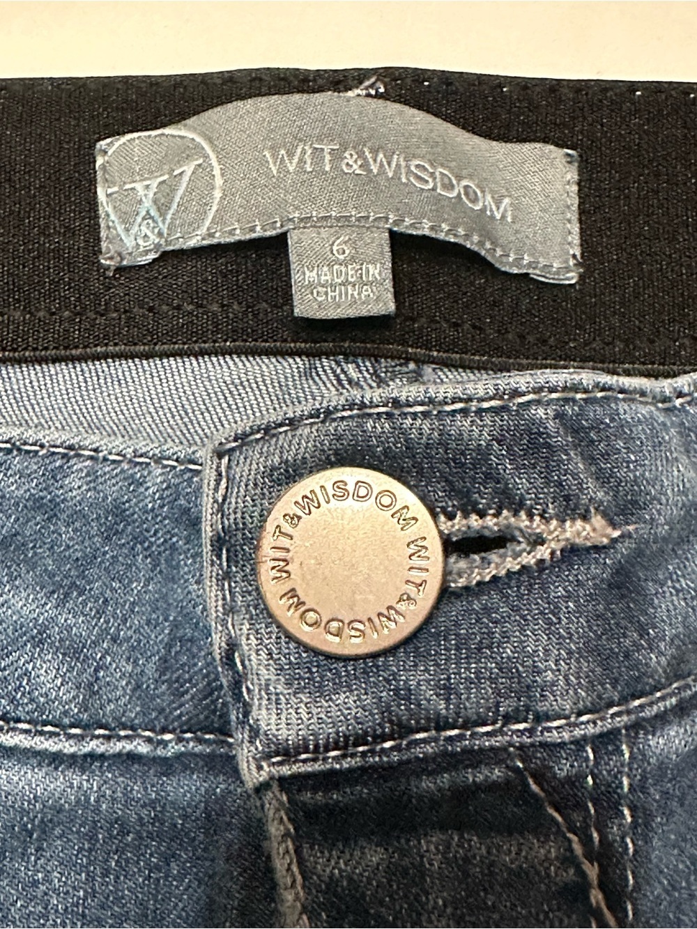 Wit & Wisdom Ab-solution Skinny Jeans Medium Wash Stretch Denim Womens Size 6 - Picture 4 of 11
